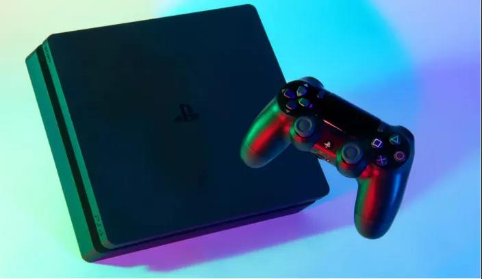 32臺(tái)機(jī)器人的自動(dòng)化工廠 32臺(tái)機(jī)器人的自動(dòng)化工廠